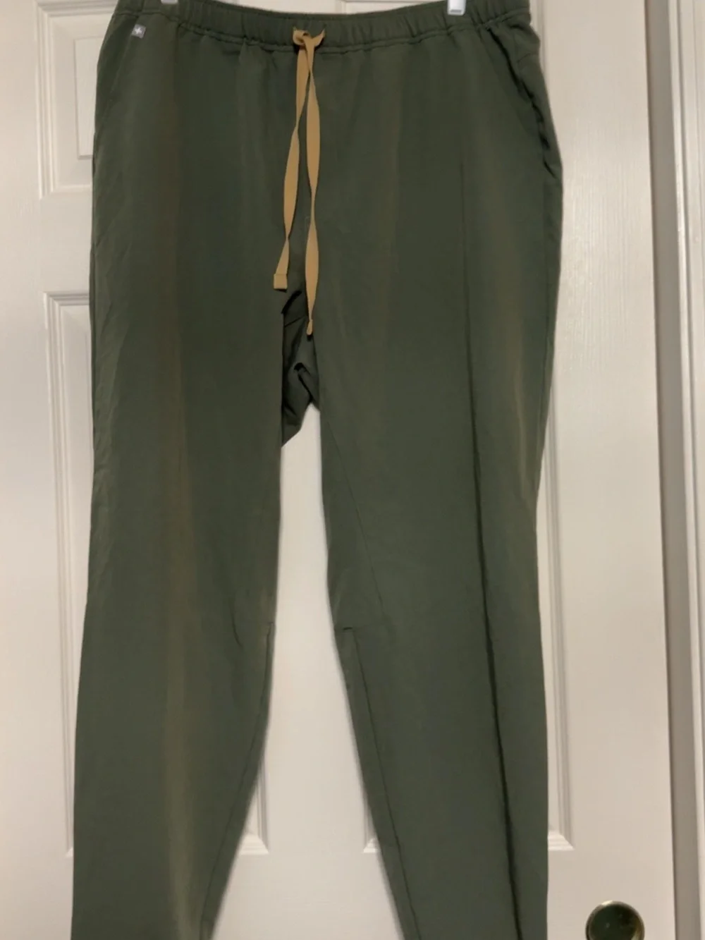 FIGS Jogger Scrub Pants – XL Tall – NWOT 💚